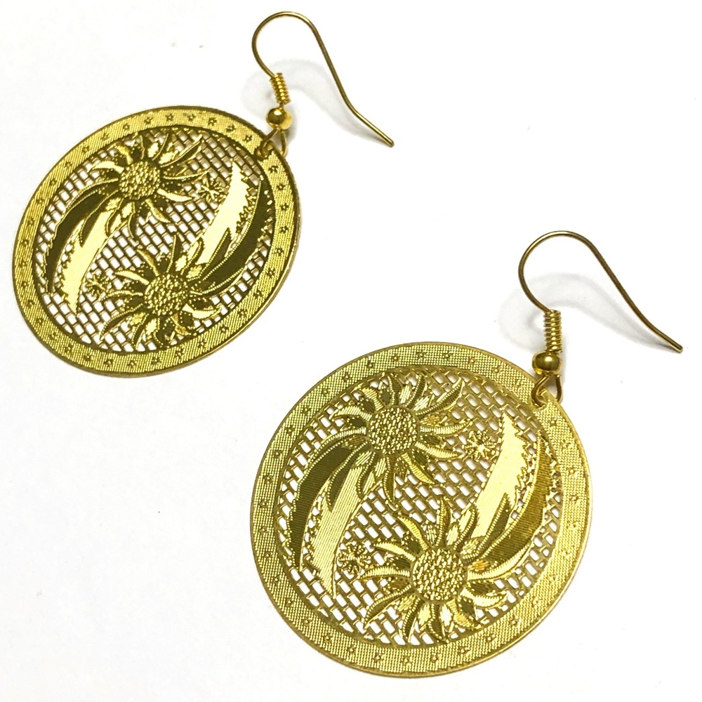 Nopte Disc Earrings